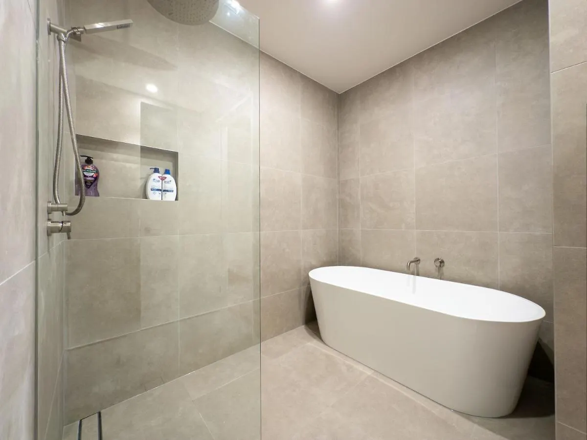 Unique Kirra Townhouse Villa Gold Coast